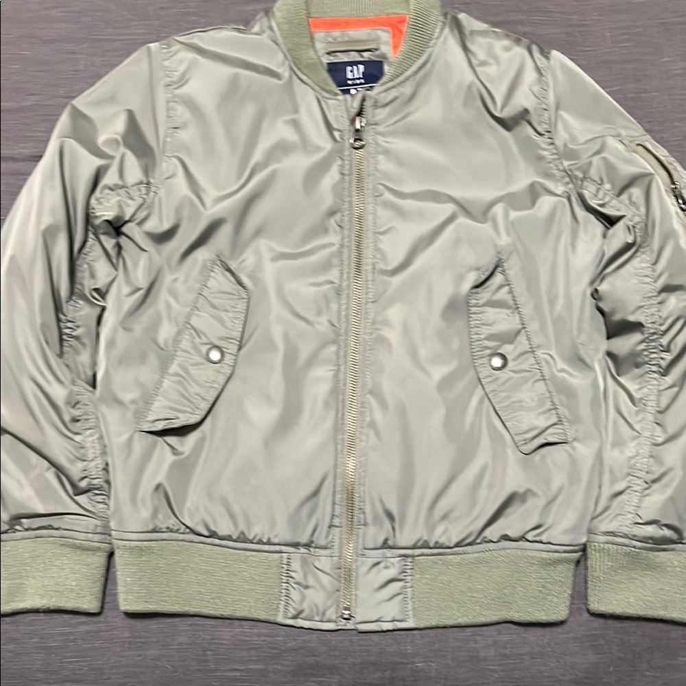 GAP Green Puffer Jacket with Relaxed Fit